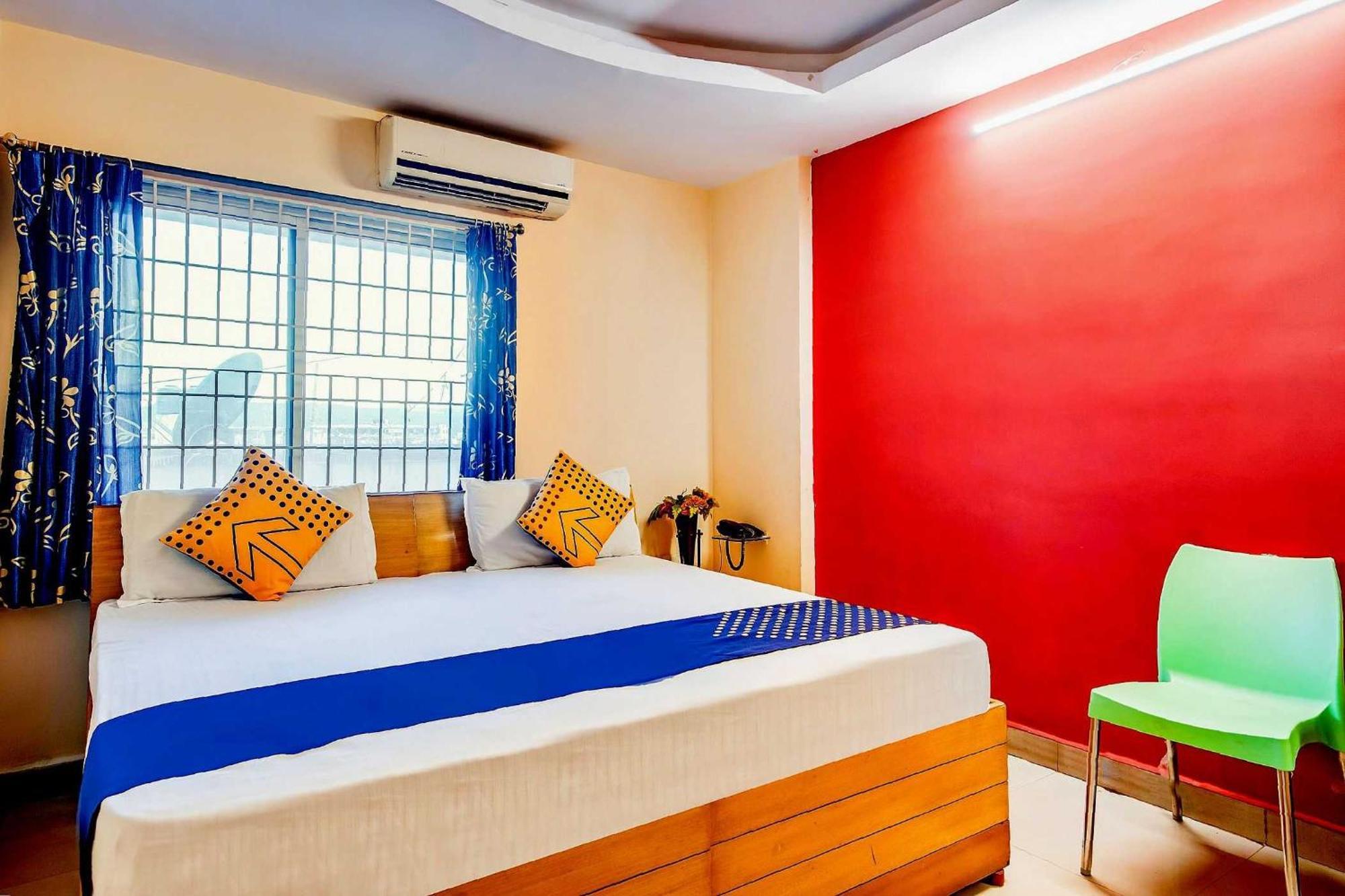 Hotel SPOT ON 76264 Sgs Residency Visakhapatnam Exterior foto